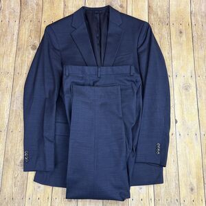 Jos A Bank 1905 BRRR Comfort Suit Slim Fit Blue Solid 38S 33W 28I